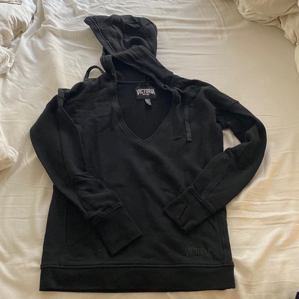 Victoria sport hooded v neck sweatshirt with thumbholes